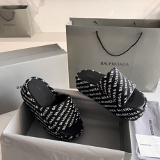 Balenciaga Slippers